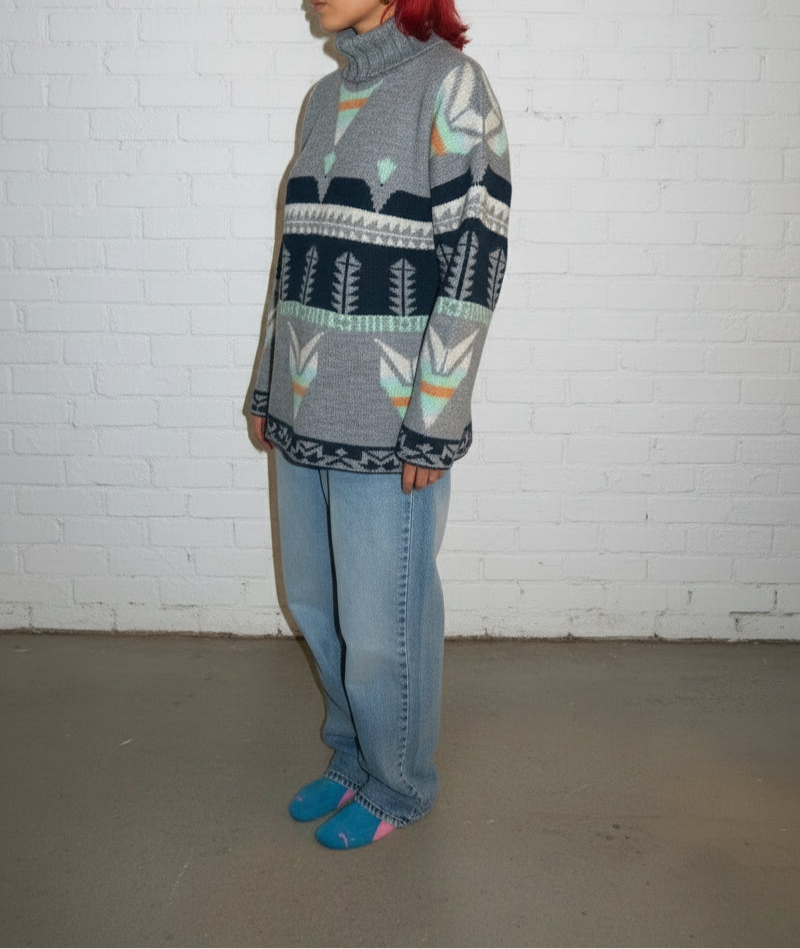 Grey geometric knitted turtleneck