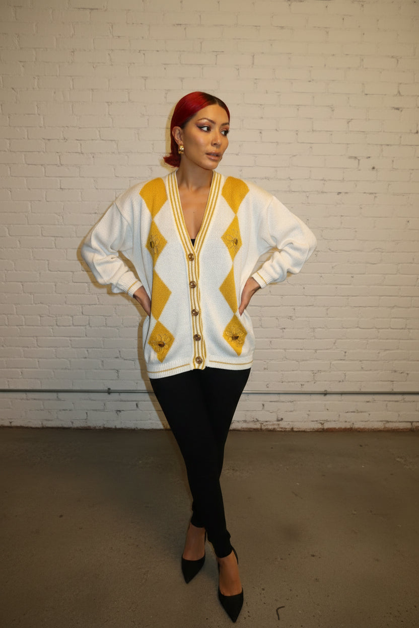 White and yellow knit cardigan
